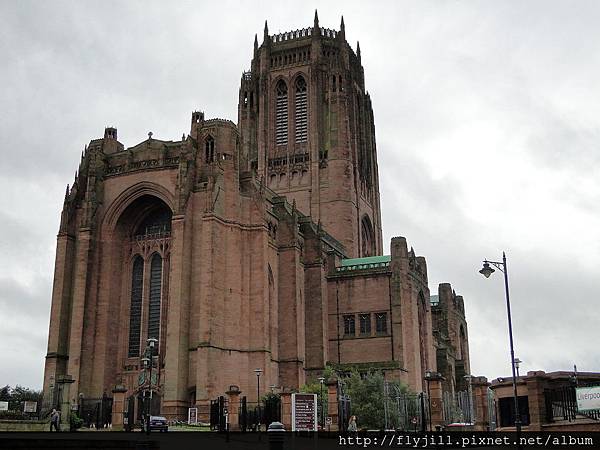 英國國教大教堂，內有最大的風琴