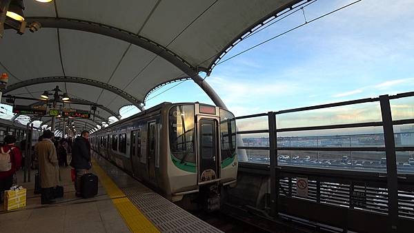 MAH00042_Moment.jpg MAH00042_Moment.jpg