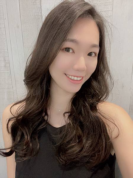 台中美髮推薦 【VS hair】 英短貓咪、紅貴賓陪你染燙髮