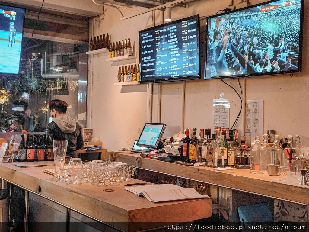 【東區美食】LeBeer精釀啤酒餐酒館 16種台灣在地精釀啤