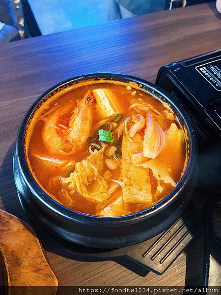 09E6F50E-F5FF-4CBE-928E-82E27F183EFA.jpeg 09E6F50E-F5FF-4CBE-928E-82E27F183EFA.jpeg