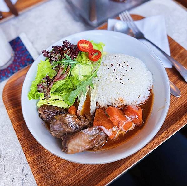 [台北早午餐]松山區小巨蛋站「 The Quiet Ligh