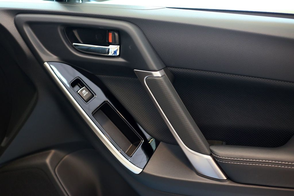 nEO_IMG_IMG_0311.jpg nEO_IMG_IMG_0311.jpg