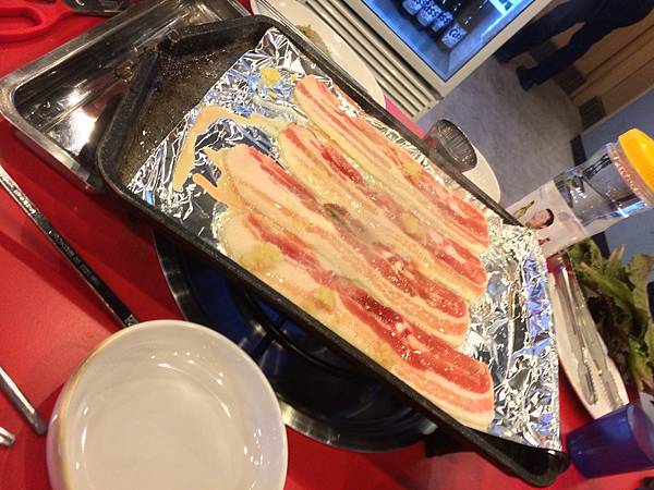 新村烤五花01.JPG 新村烤五花01.JPG