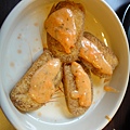 11.龍蝦沙拉~很特別~上面是蝦沙拉醬~下面是麵包~還不錯吃.JPG
