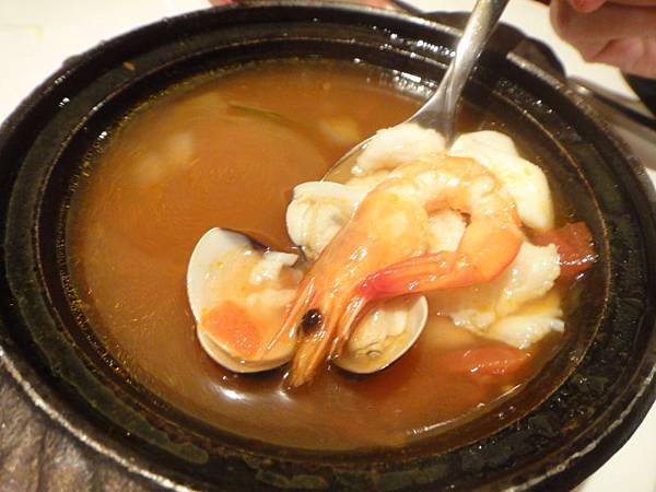 9.湯-義式海鮮湯湯(美琪點的).JPG