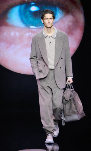 ミラノの霧が描く陰影 ― ジョルジオ アルマーニ 2024-