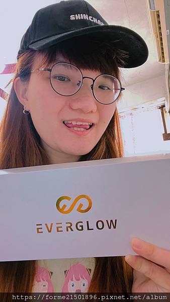 日常頭皮護理小幫手！ EVERGLOW 頭皮保養導入梳