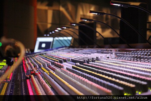 0130鍾絲雨元辰宮.jpg 0130鍾絲雨元辰宮.jpg
