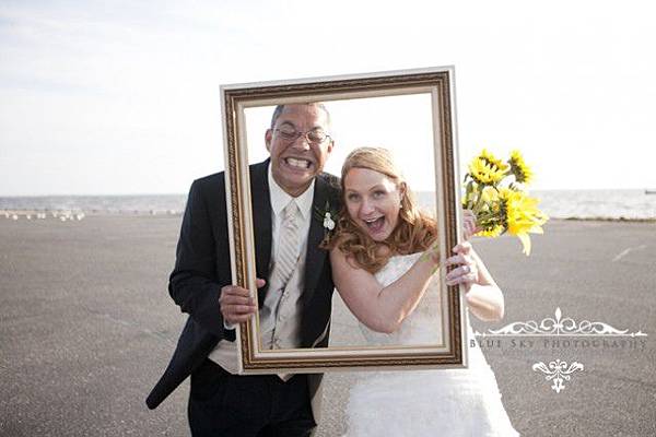 find-me-a-fun-and-creative-wedding-photographer-in-the-hudson-valley-beacon-rhinebeck-area-of-new-york-07-640x426
