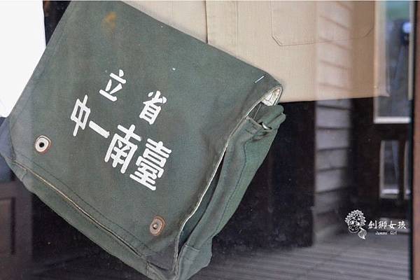 中美牌安平制服展 17.jpg 中美牌安平制服展 17.jpg