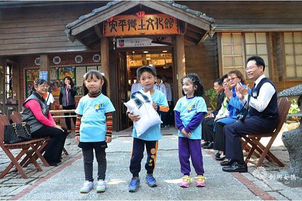 中美牌制服展4.jpg 中美牌制服展4.jpg