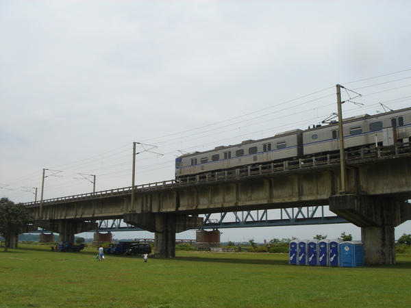 有火車經過