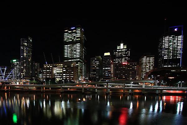 Brisbane 河岸夜景_02.JPG