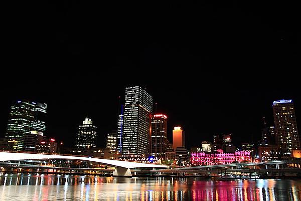 Brisbane 河岸夜景_27.JPG