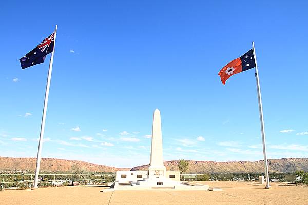 Anzac Hill 1_08.JPG