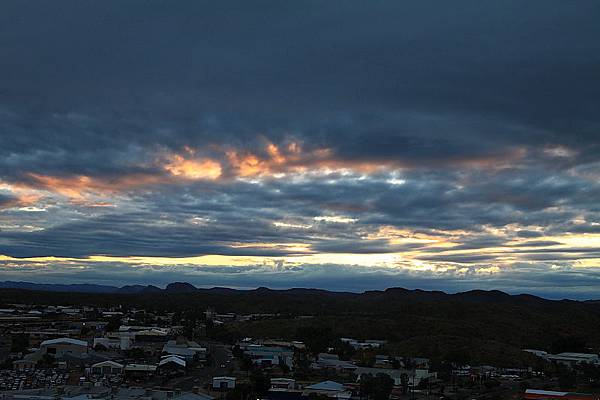 Anzac Hill 3_02.JPG
