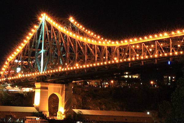 Brisbane 河岸夜景_18.JPG