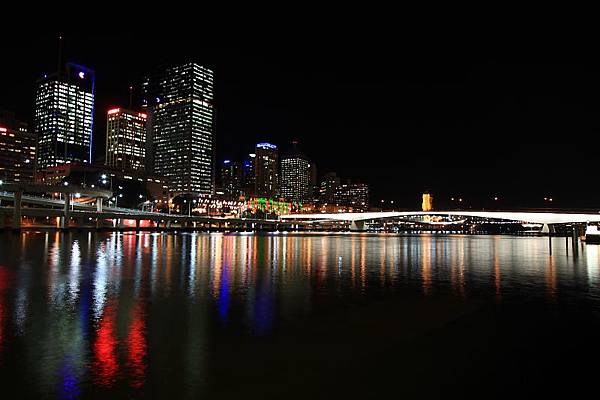 Brisbane 河岸夜景_04.JPG