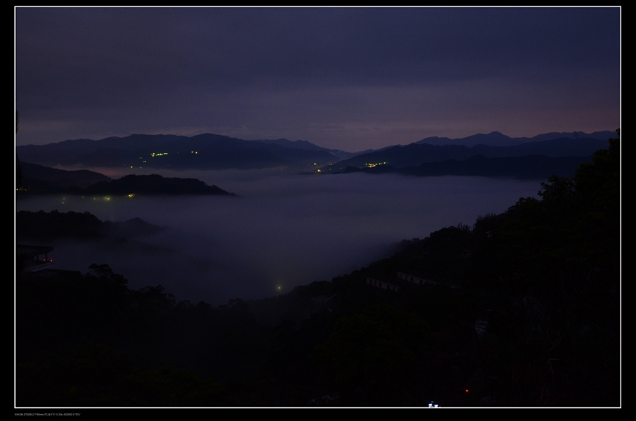 黑夜.jpg 黑夜.jpg