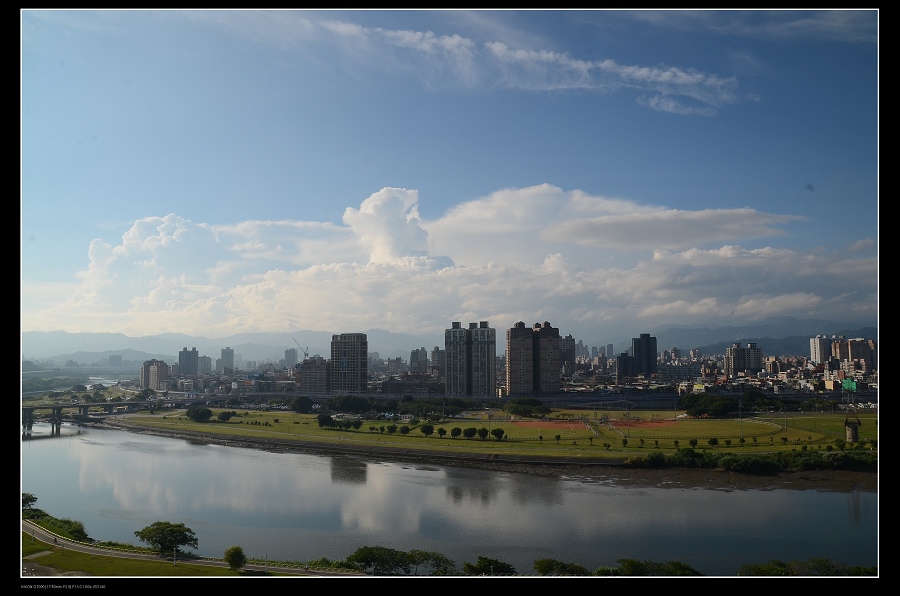 晨雲.jpg 晨雲.jpg