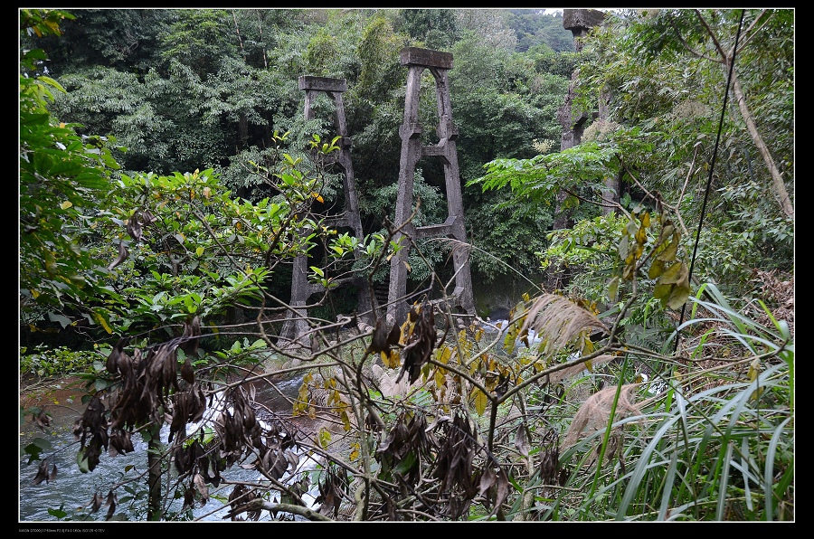 橋墩.jpg 橋墩.jpg