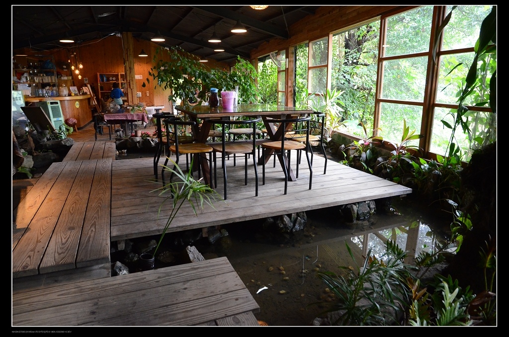 餐桌1.jpg 餐桌1.jpg