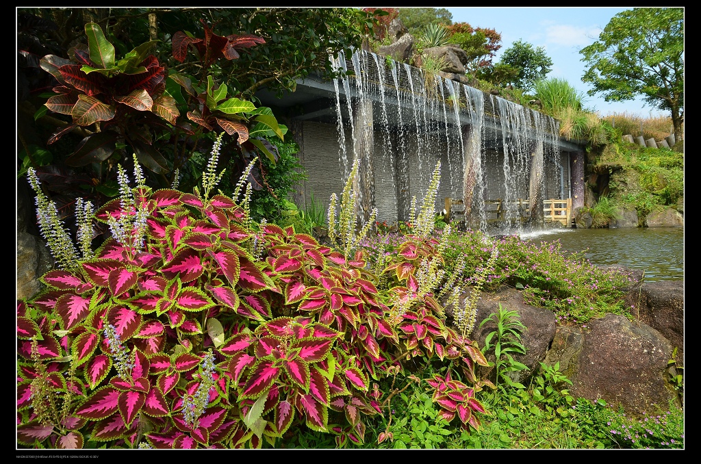 瀑布.jpg 瀑布.jpg