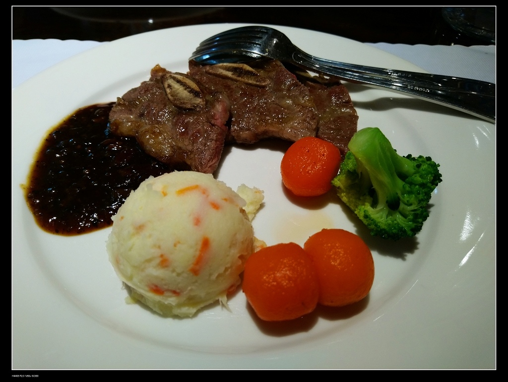 牛小排.jpg 牛小排.jpg