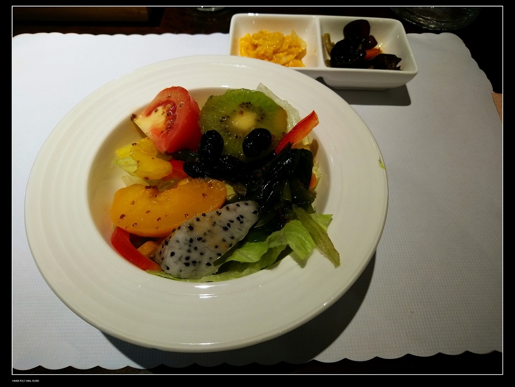 沙拉.jpg 沙拉.jpg