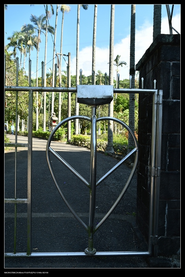 8旋轉門.jpg 8旋轉門.jpg