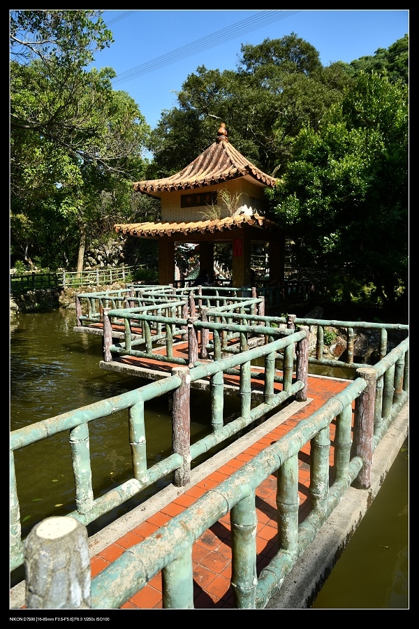 16曲橋.jpg 16曲橋.jpg