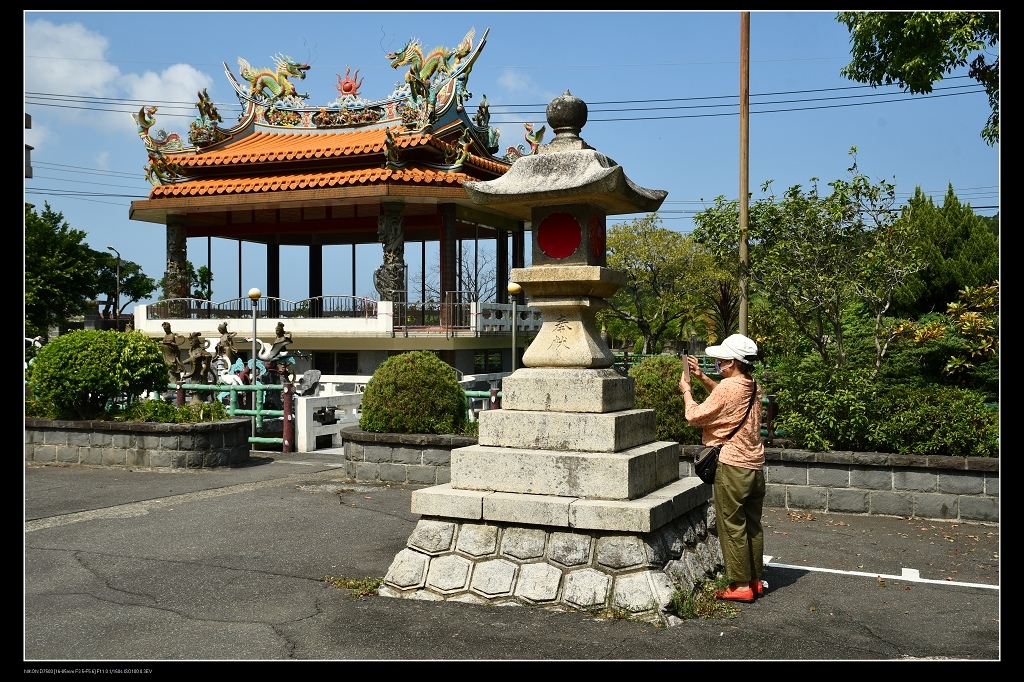 石燈籠.jpg 石燈籠.jpg