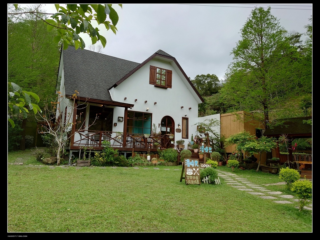 1小木屋.jpg 1小木屋.jpg