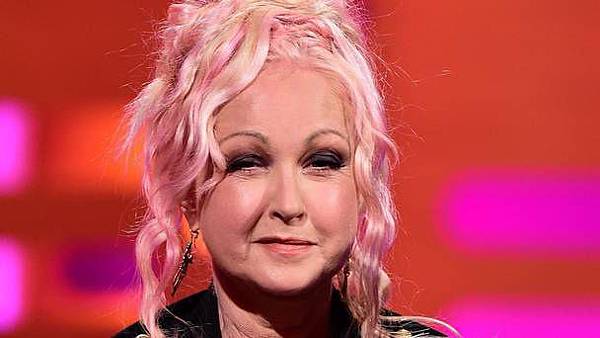 CindiLauperOld.jpg CindiLauperOld.jpg