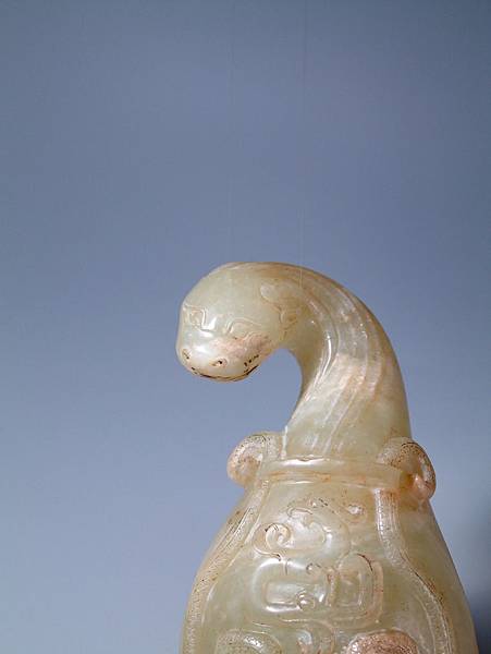 戰國青玉龍頭螭鳳紋帶勾 (16).JPG