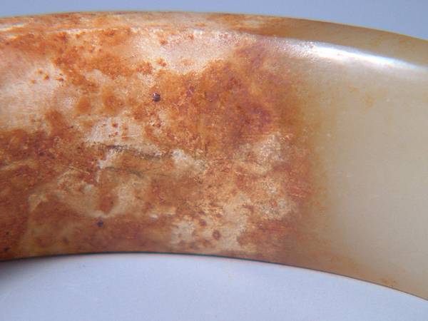 春秋白玉虺龍紋對環 (23).JPG