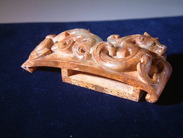 西漢青玉褐沁龍紋劍衛 (8).JPG 西漢青玉褐沁龍紋劍衛 (8).JPG