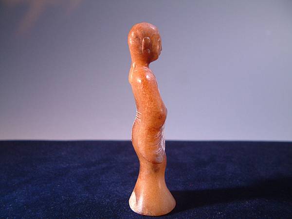 西漢白玉褐沁立式仕女 (3).JPG 西漢白玉褐沁立式仕女 (3).JPG