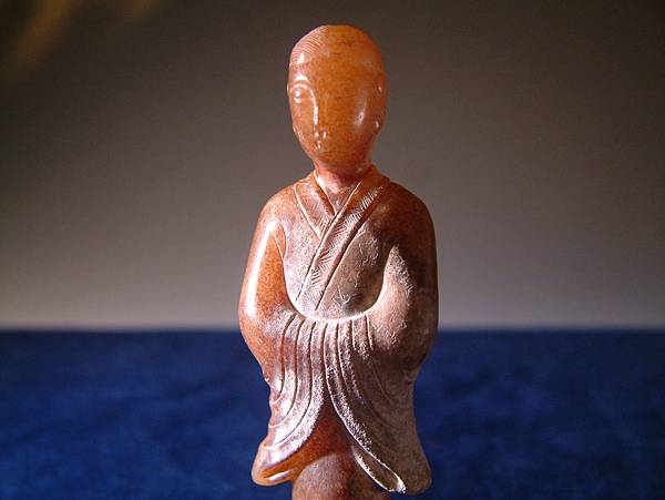 西漢白玉褐沁立式仕女 (5).JPG 西漢白玉褐沁立式仕女 (5).JPG