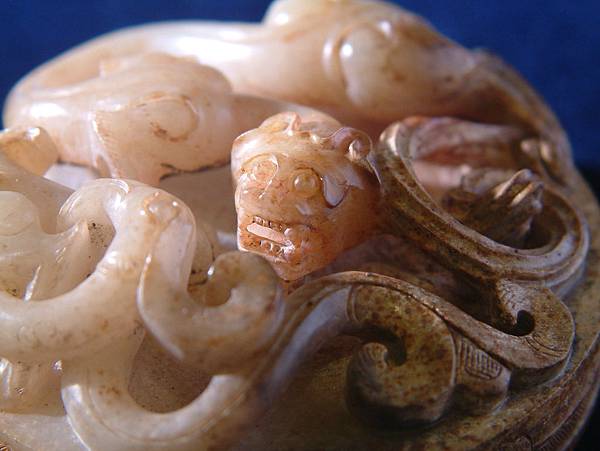 西漢白玉螭龍鳳紋劍飾 (3).JPG 西漢白玉螭龍鳳紋劍飾 (3).JPG