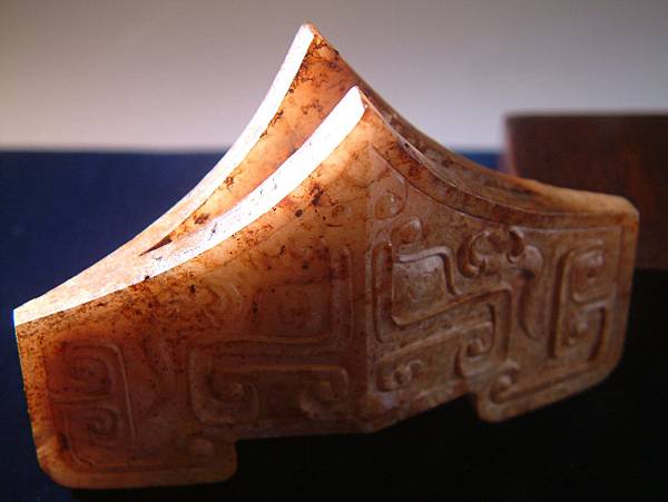 西漢白玉螭龍鳳紋劍飾 (14).JPG 西漢白玉螭龍鳳紋劍飾 (14).JPG