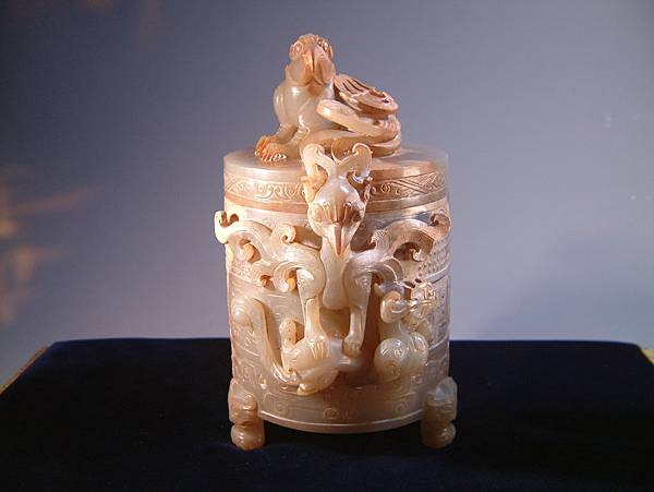 西漢青玉鳳鈕厄.JPG 西漢青玉鳳鈕厄.JPG