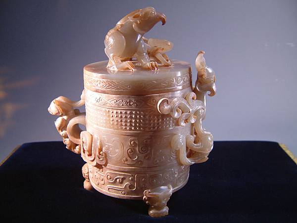 西漢青玉鳳鈕厄 (3).JPG 西漢青玉鳳鈕厄 (3).JPG