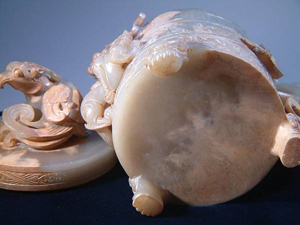 西漢青玉鳳鈕厄 (24).JPG 西漢青玉鳳鈕厄 (24).JPG