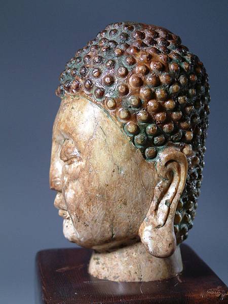 宋白玉佛頭像 (4).JPG 宋白玉佛頭像 (4).JPG