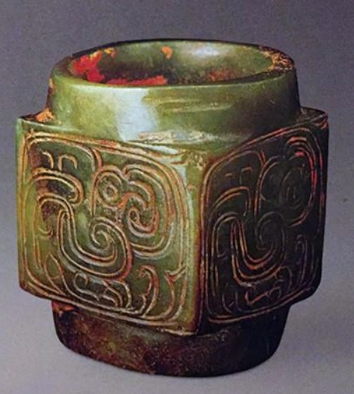 西周昭穆時期玉琮.jpg 西周昭穆時期玉琮.jpg