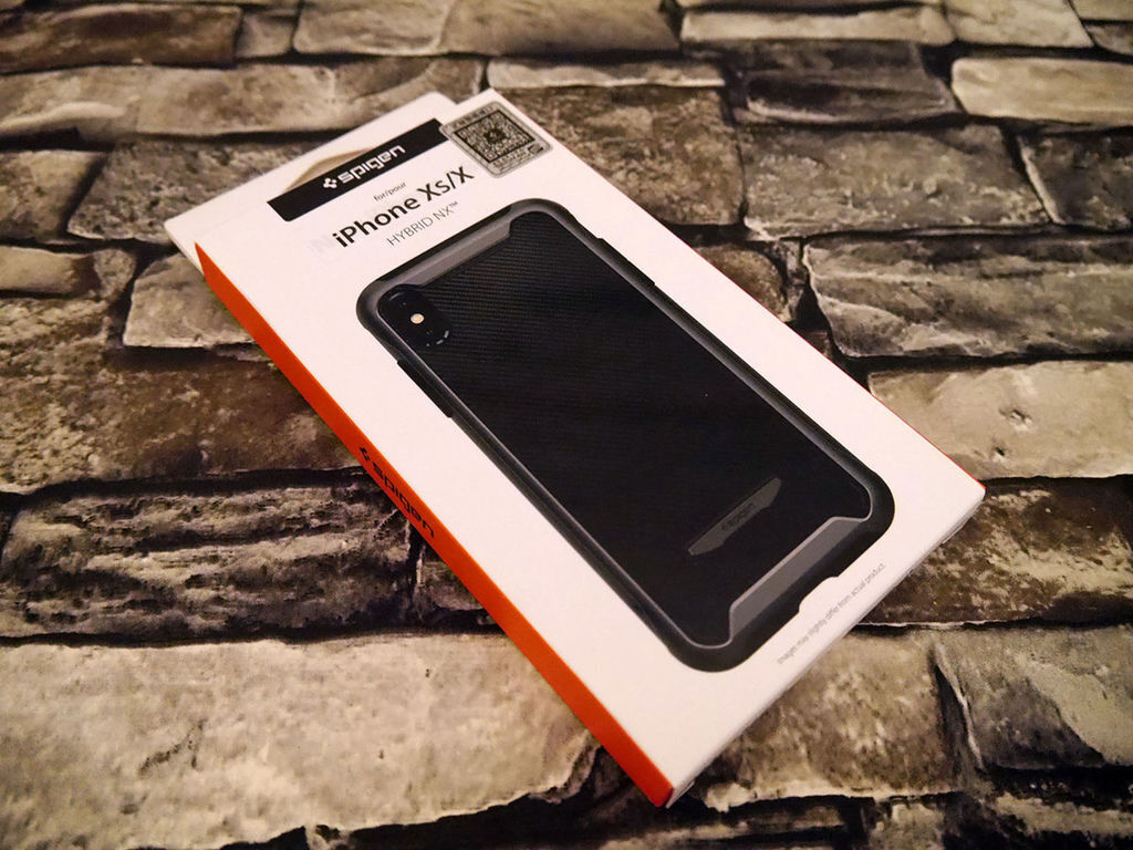 Spigen Hybrid NX 手機保護殼_233520.JPG