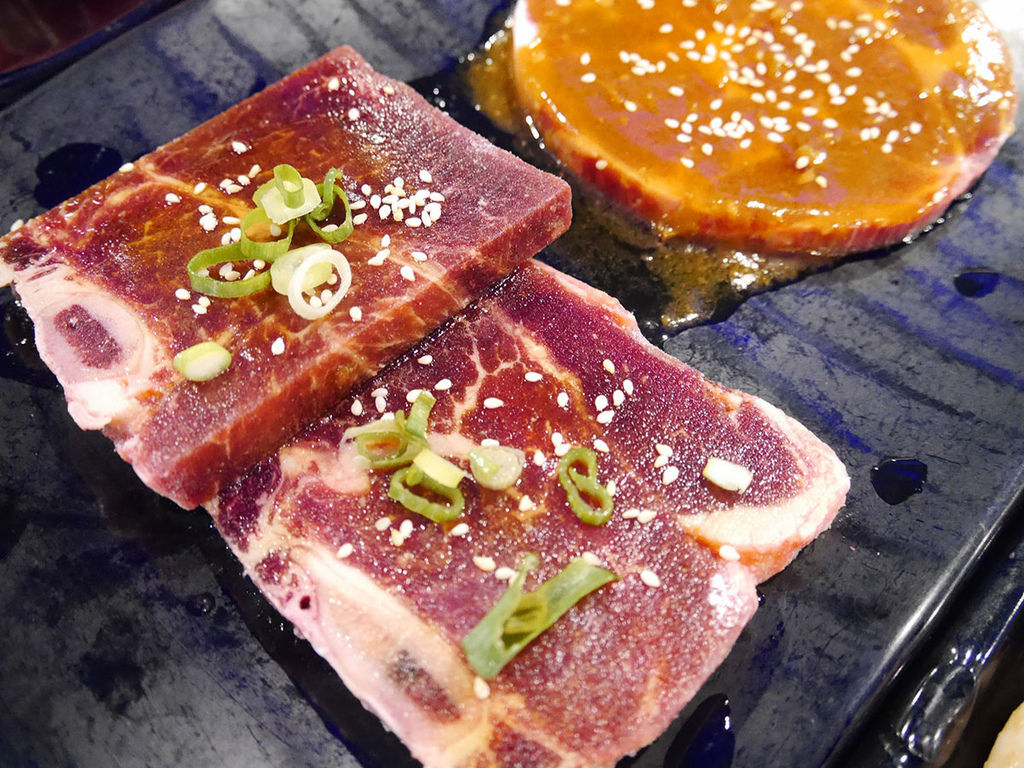 天外天精緻無煙燒肉_單骨牛小排_200419.JPG 天外天精緻無煙燒肉_單骨牛小排_200419.JPG