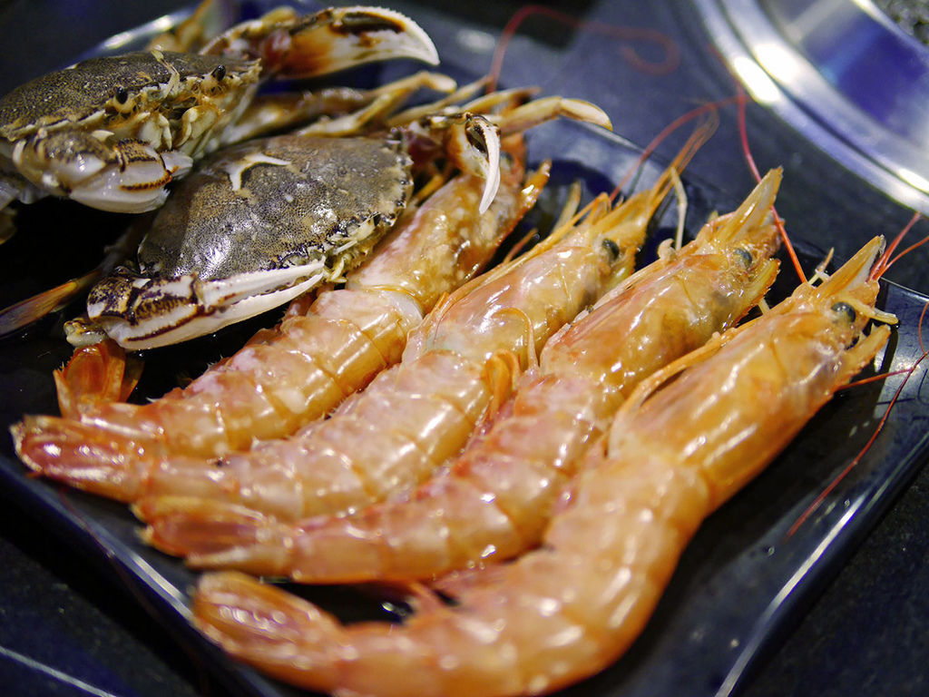 天外天精緻無煙燒肉_黃金蟹%26;天使紅蝦_200607.JPG 天外天精緻無煙燒肉_黃金蟹%26;天使紅蝦_200607.JPG